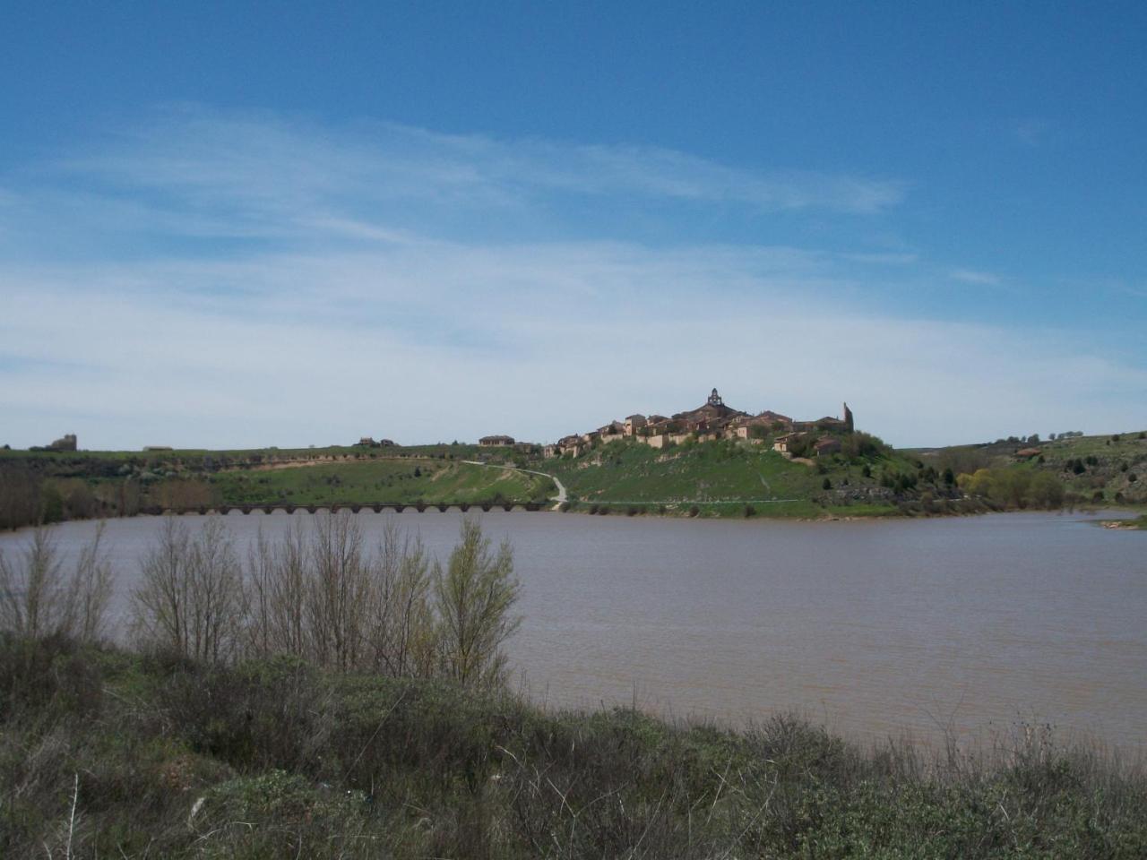 Penzion La Casa Del Cartero Pablo Saldana de Ayllon Exteriér fotografie