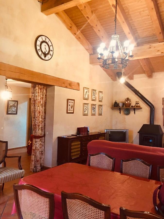 Penzion La Casa Del Cartero Pablo Saldana de Ayllon Exteriér fotografie